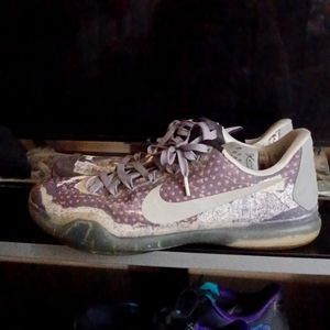 Nike kobe X sz 15 grey red